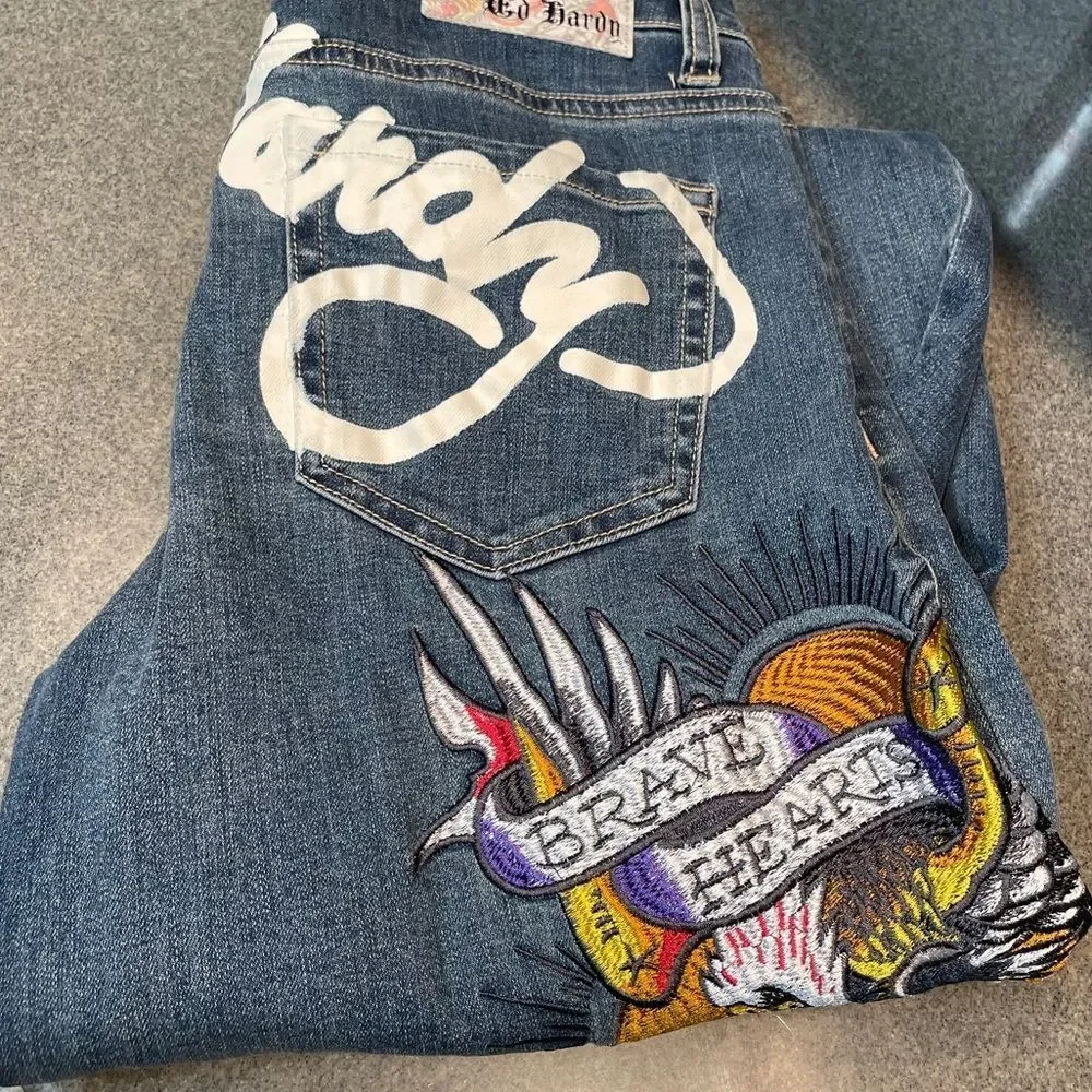 Ed Hardy closure front